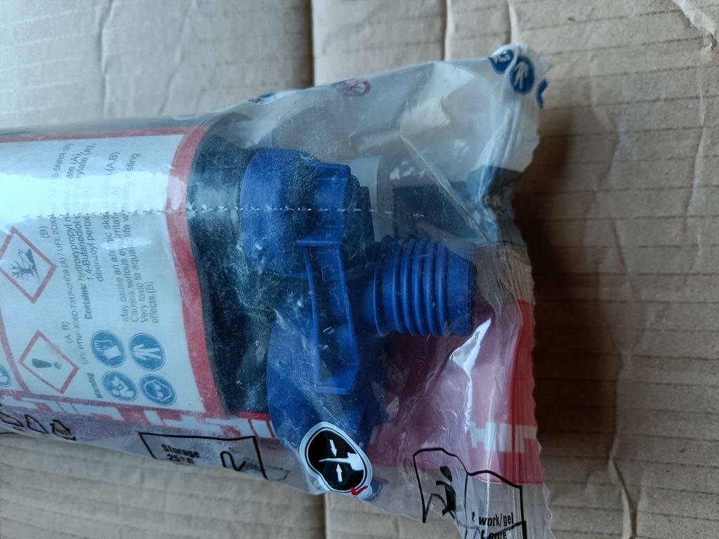 Kotwa chemiczna Hilti HY170 500 ml.