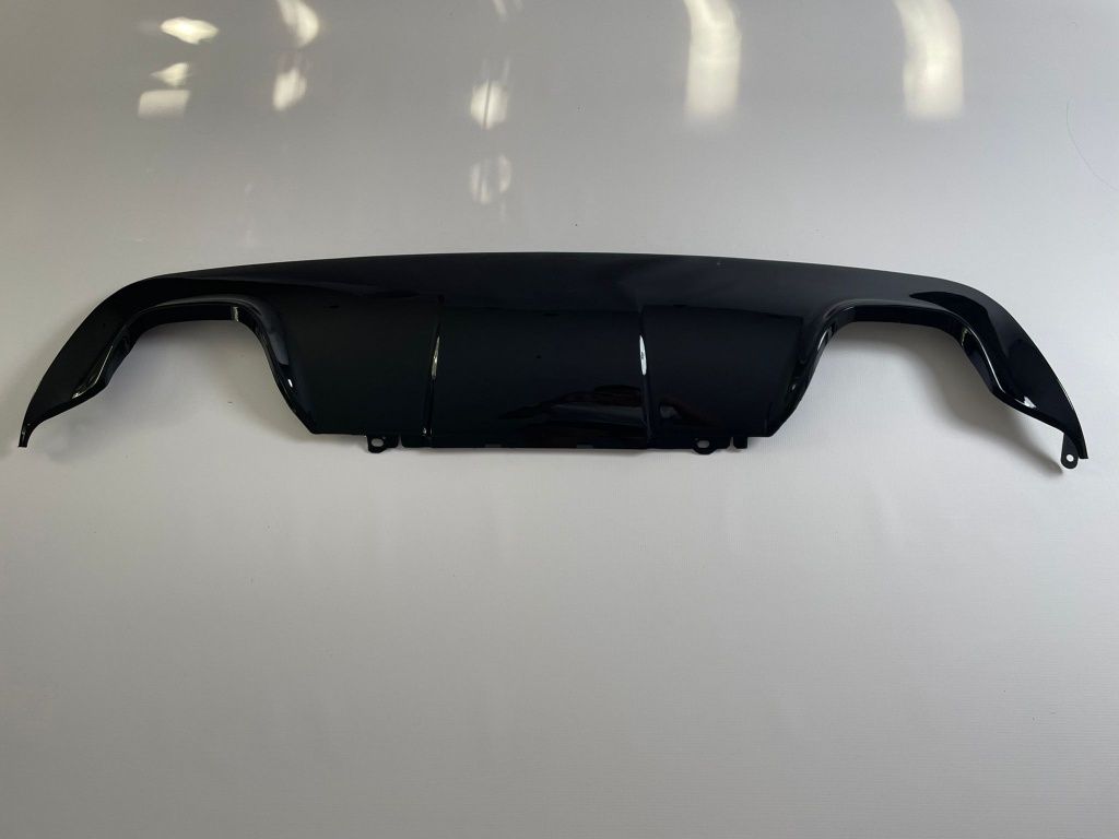 BMW E60 E61 Tylny Dyfuzor Zderzaka Spoiler 00--00 M-pak Czarny Połysk