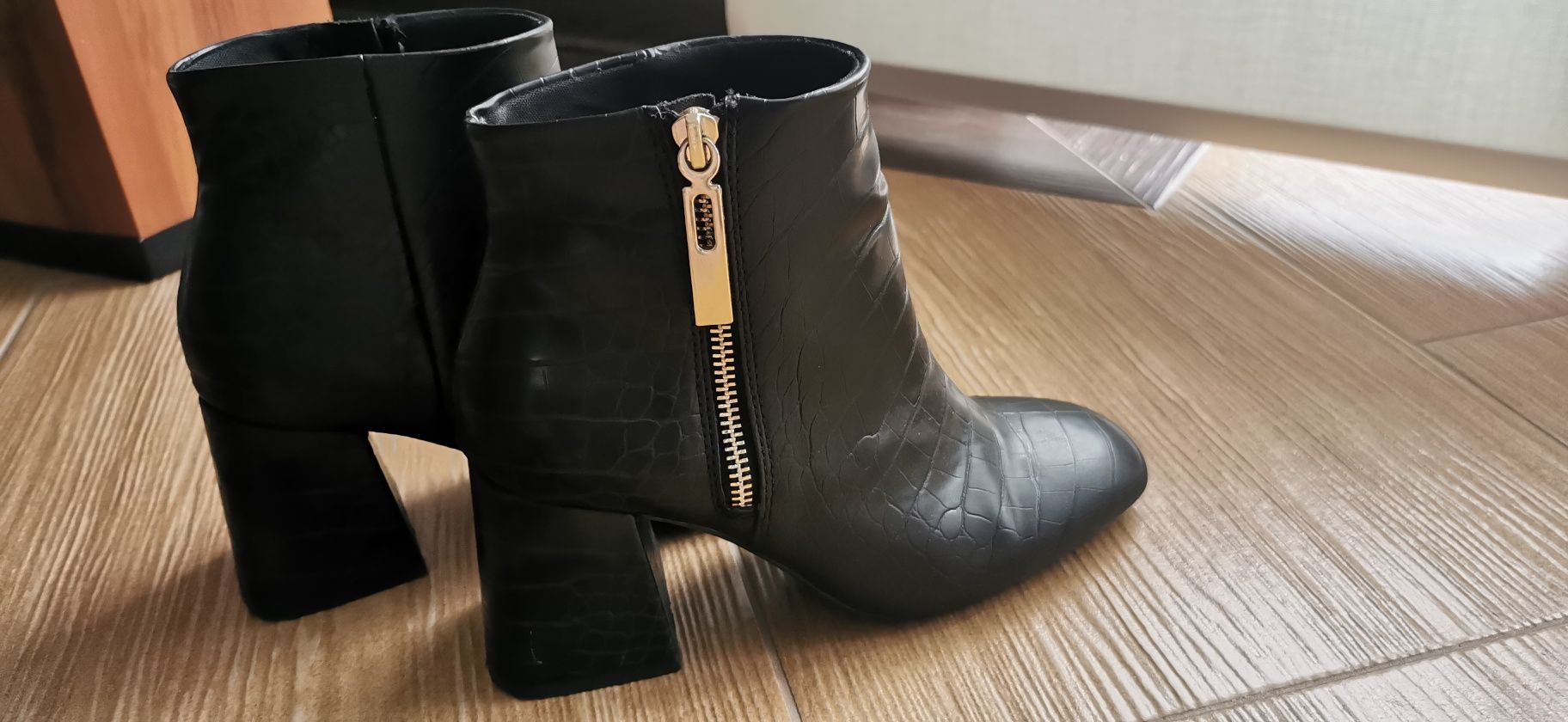 Czarne buty Stadivarius roz 36