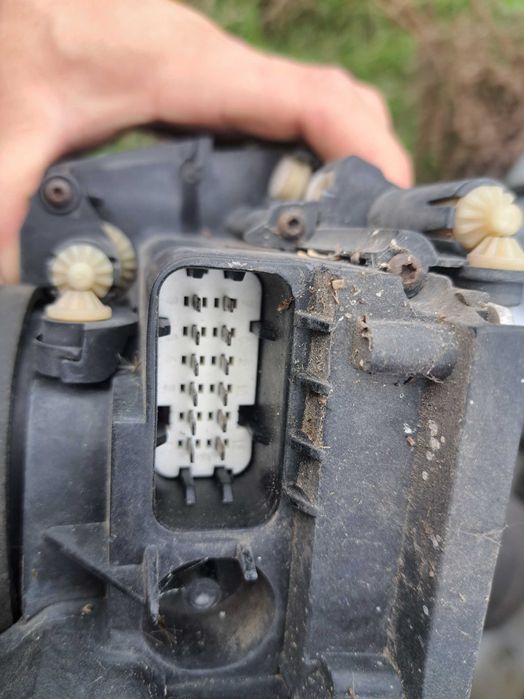 lampy vw touareg 7l xenon komplet