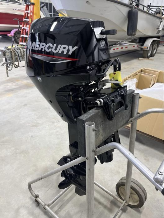 Silnik zaburtowy Mercury 20 koni 2024  trym manetka elektryczny start