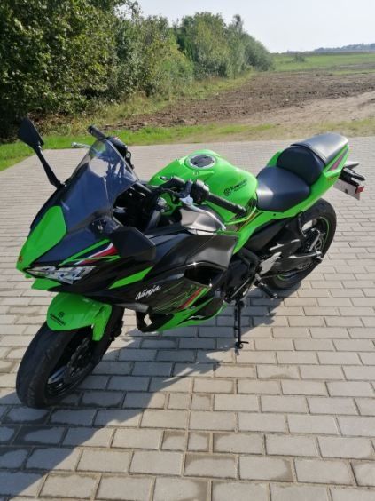 Kawasaki 650 Ninja