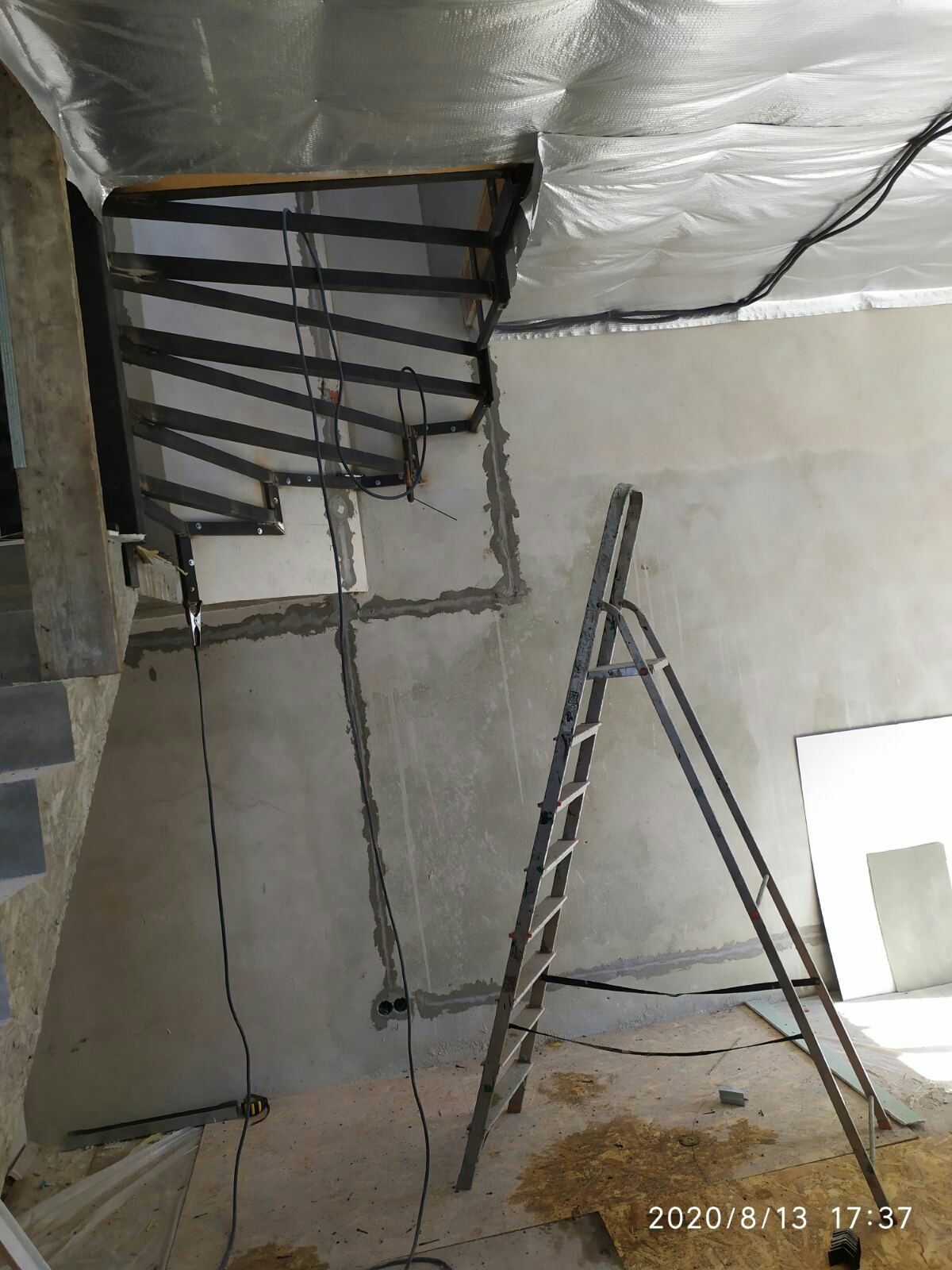 Металеві сходи,конструкції,огорожі