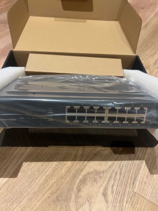 Комутатор TP-LINK TL-SG1016DE гігабітний