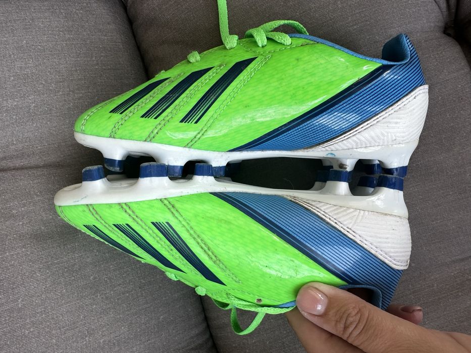 Бутси копачки футбольні кроси кросівки копи adidas 30 31