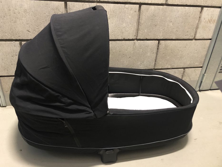 Cybex Priam 2.0 Gondola Lux Deep black