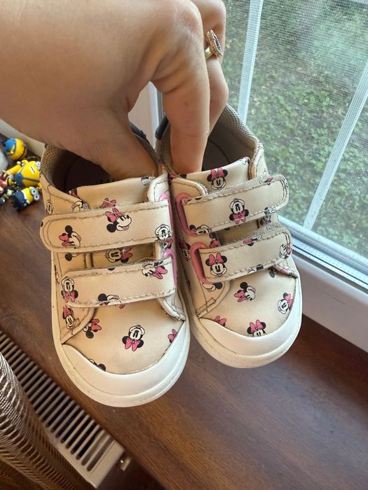 Кеди на дівчинку від H&M