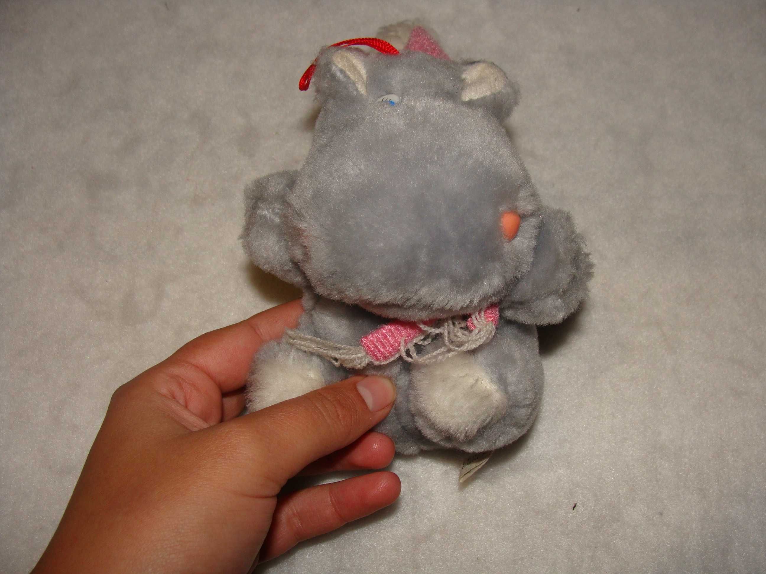 Boneco peluche Pequeno de Hipopótamo