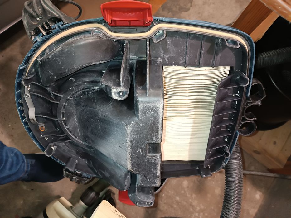 Пылесос Bosch  proffesional GAS 35L