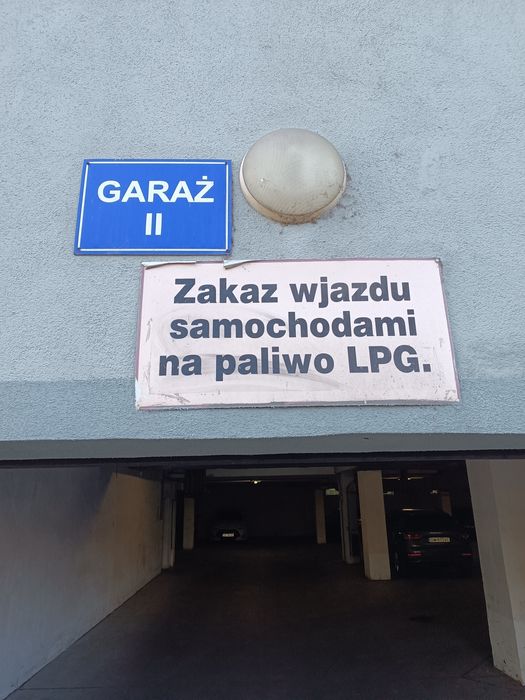 Miejsce w garażu podziemnym Kromera