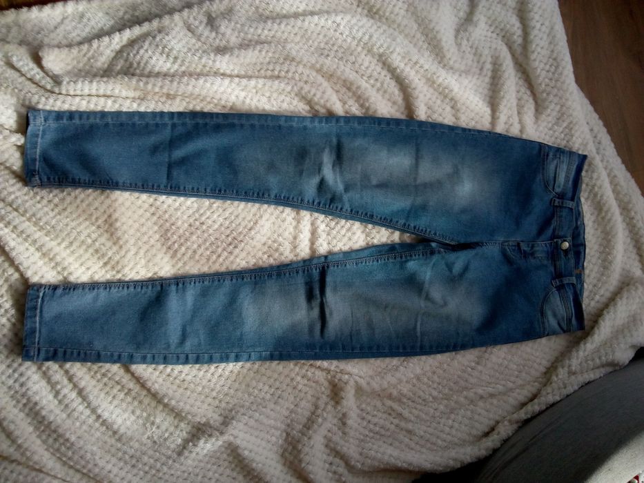 Spodnie jeans house 36