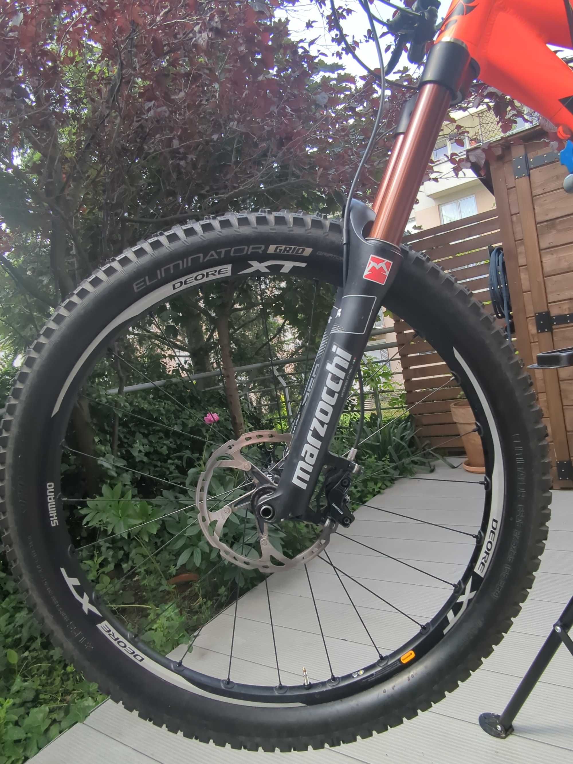 Rower Full Banshee Rune V2 rozmiar M