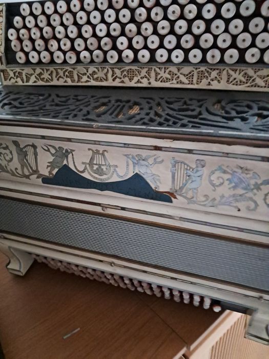 Akordeon Frambach cztero chórowy