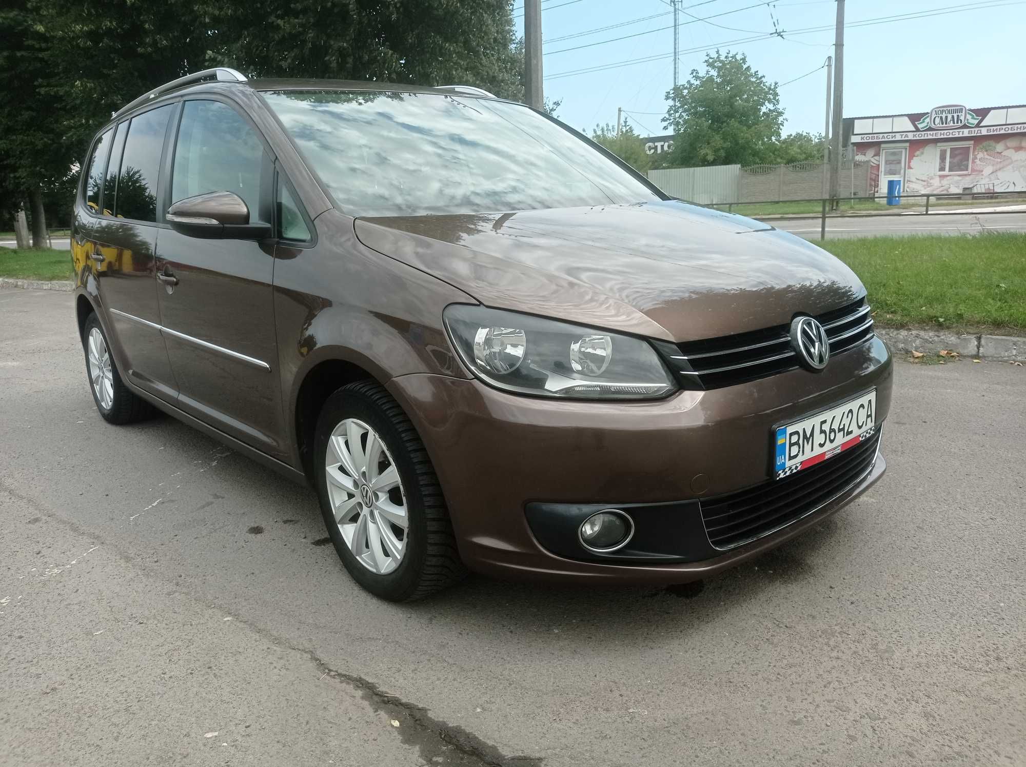 volkswagen touran