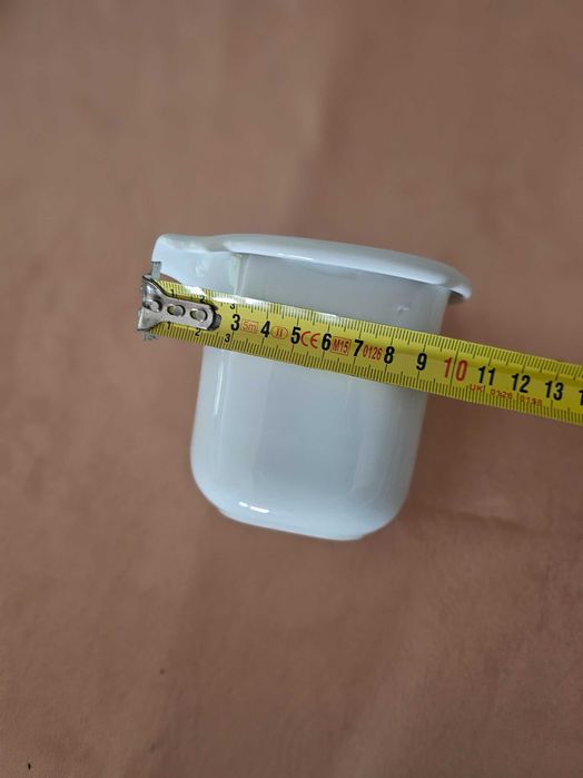 Leiteira branca louça