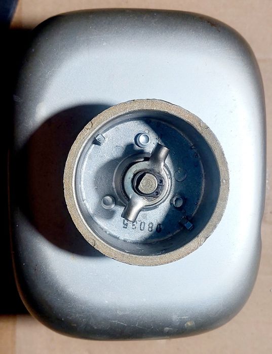 Продам  ведро к хлебопечке