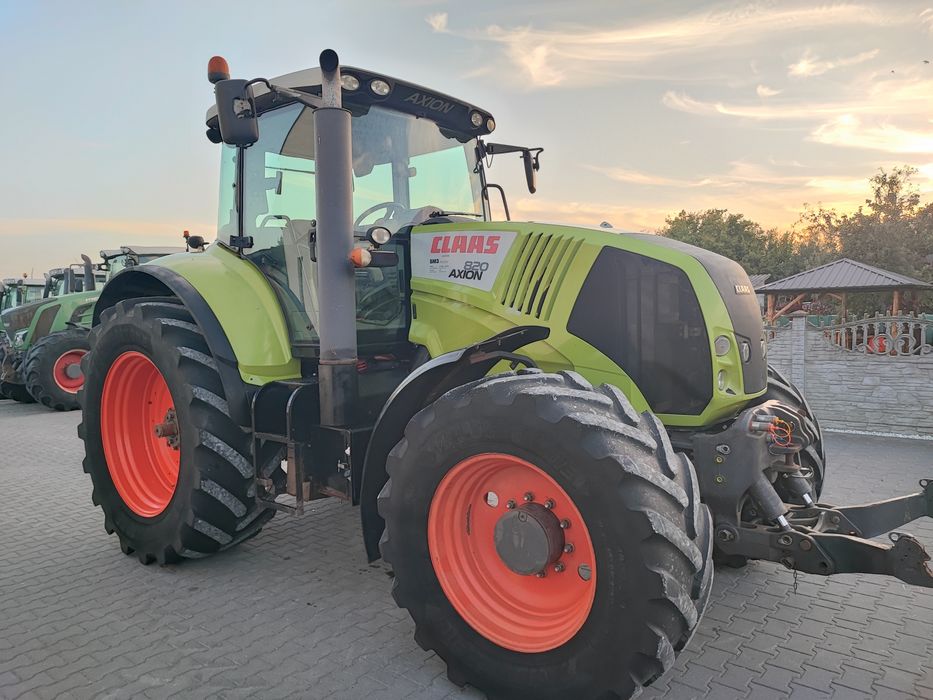 Claas  Axion 820