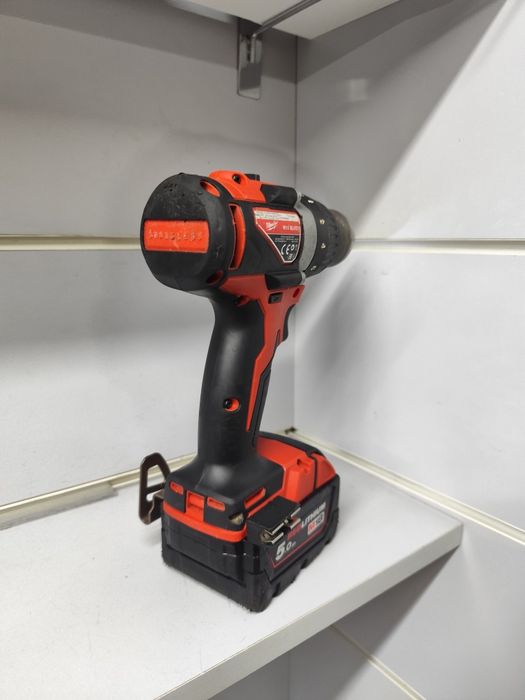 Milwaukee M18 BLDD2 безщітковий акумуляторний шуруповерт Мілвоке ориг