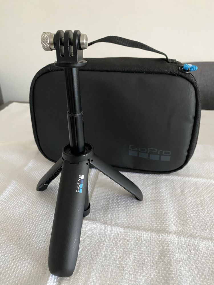 Gopro Hero 8 Black (varios extras)