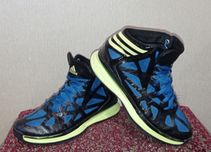 Кросівки фірми Adidas 37 розміру