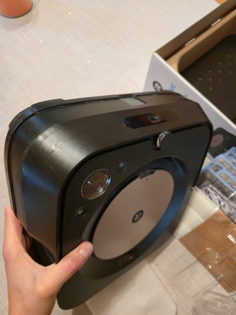 Robot mopujący iRobot Brava jet m6 + AKCESORIA