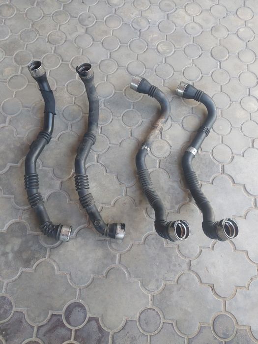 Патрубок інтеркулера 1.5dci лівий  Dacia/Duster/Renault/Kangoo/Clio