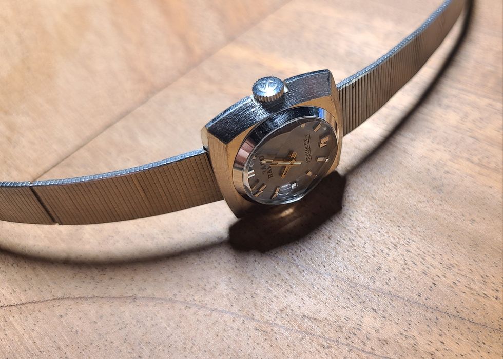 Винтажные редкие коллекционные часы RADO McKinley (Swiss Made)