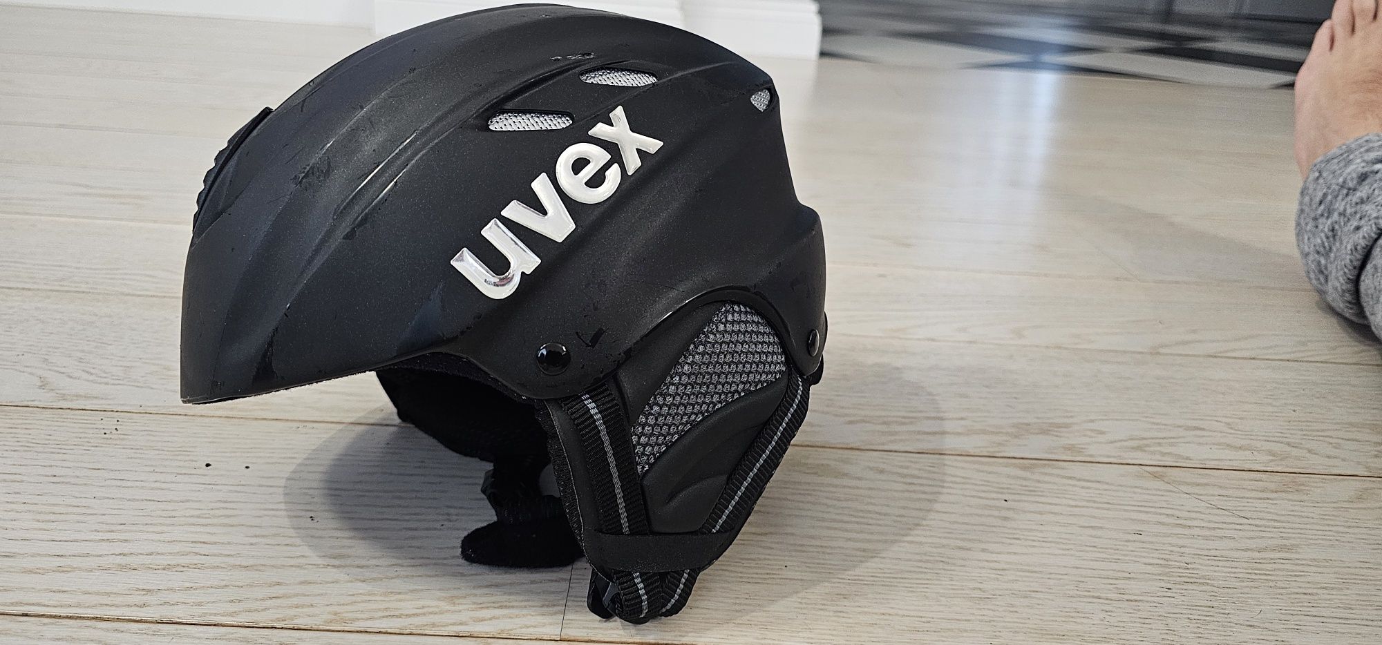 KASK narciarski UVEX rozmiar L