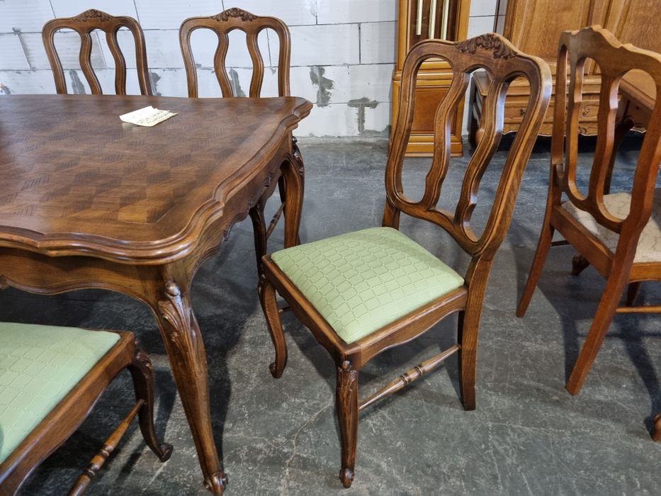 stół dębowy duży rozkladany 6 krzeseł