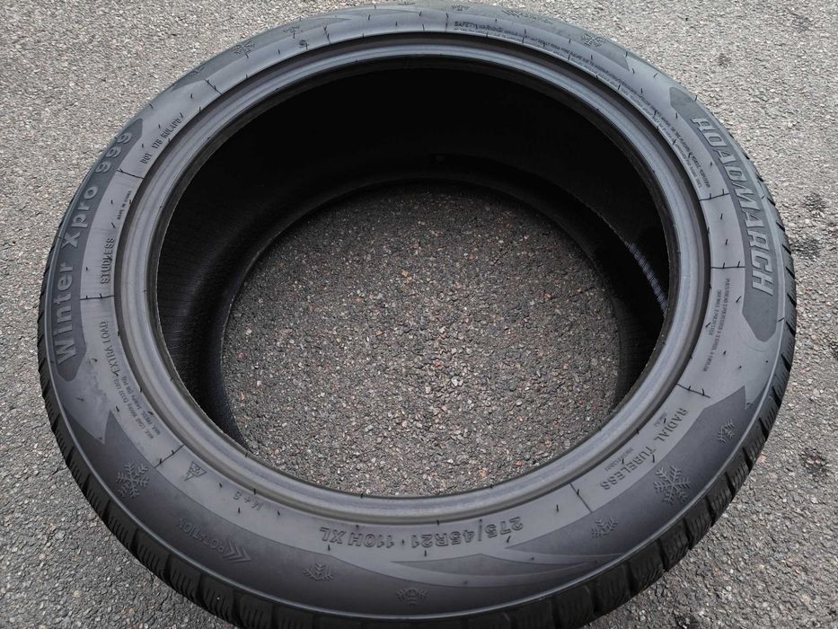 Різноширокі шини зимові R21 275 45 та 315 40 Roadmach на Mercedes GLE