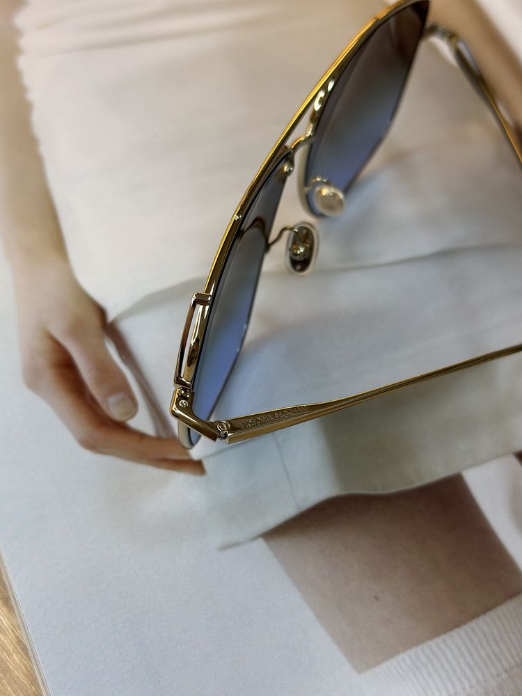 Жіночі сонцезахисні окуляри Viktoriya Beckham