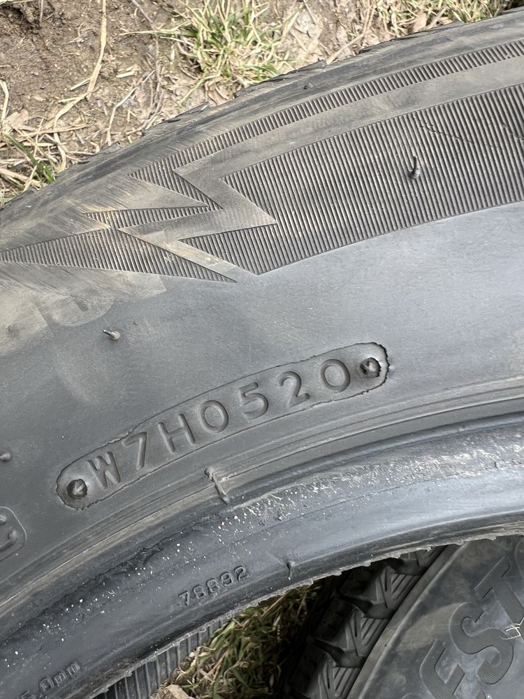 Продам зимову гуму Bridgestone dm-v3