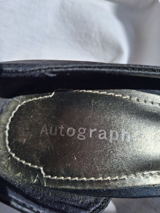 Buty na obcasie, eleganckie z kokardą