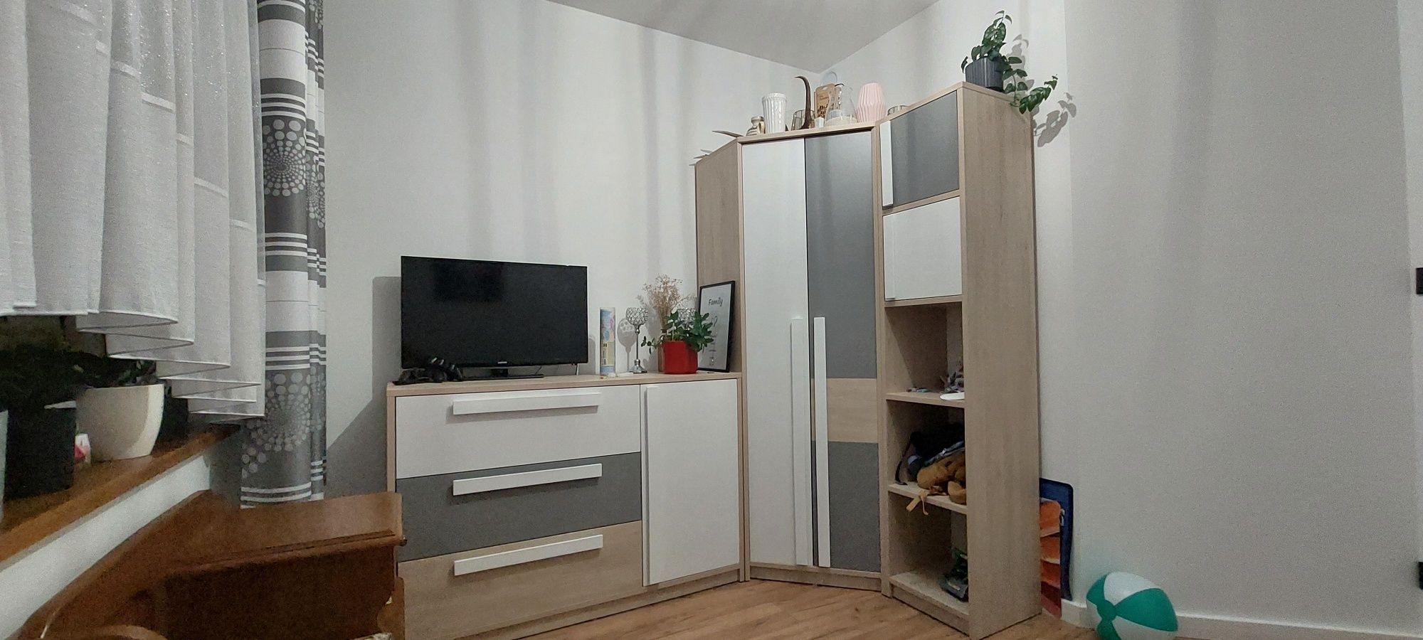 Meble młodzieżowe, do pokoju