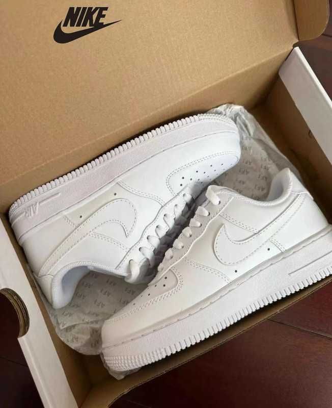 NikeAirForce1Low07White R.42