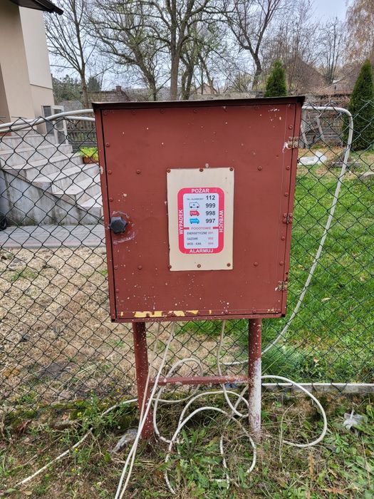 Skrzynka elektryczna budowlana