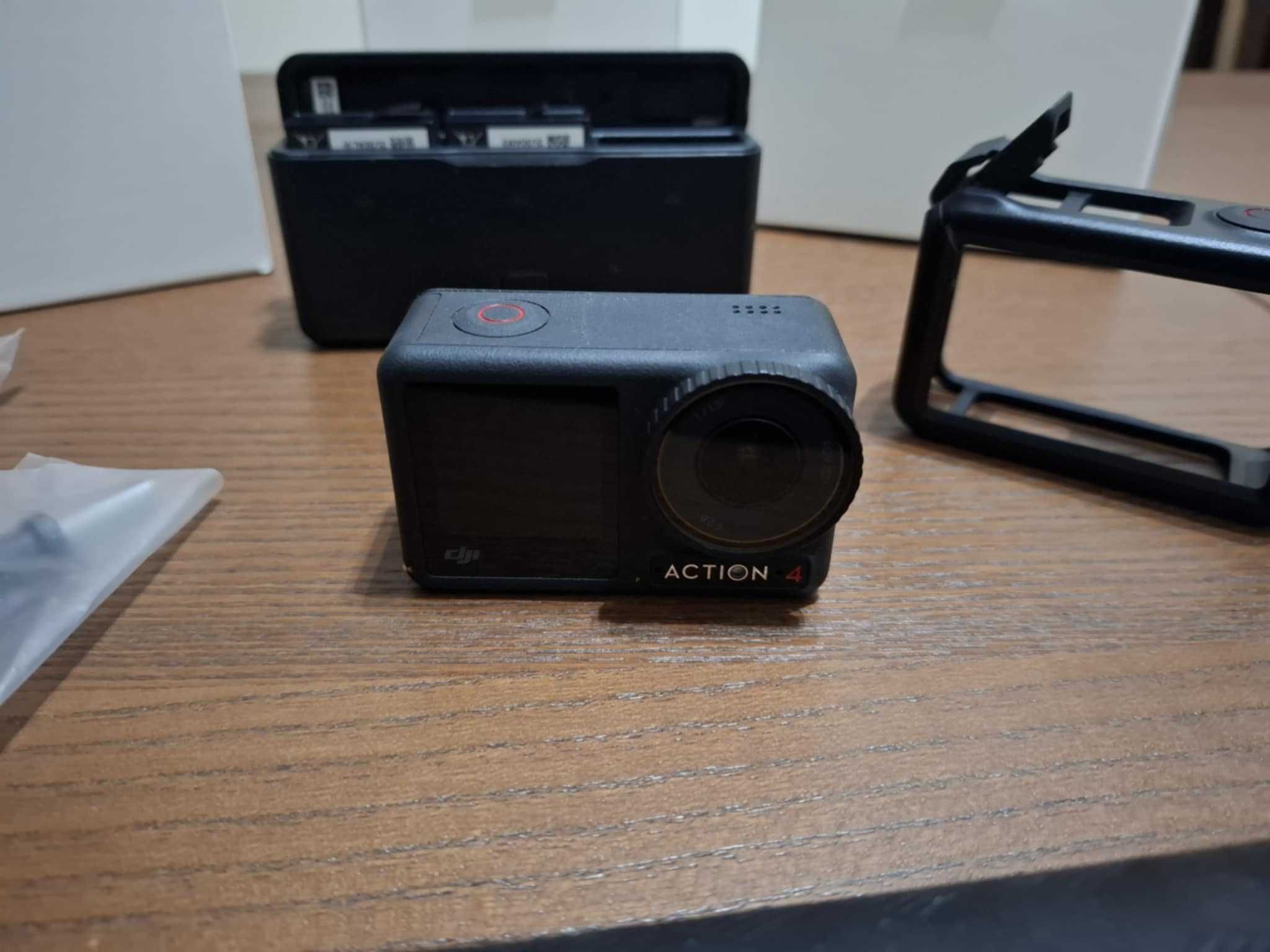 DJI Action 4  adventure Combo