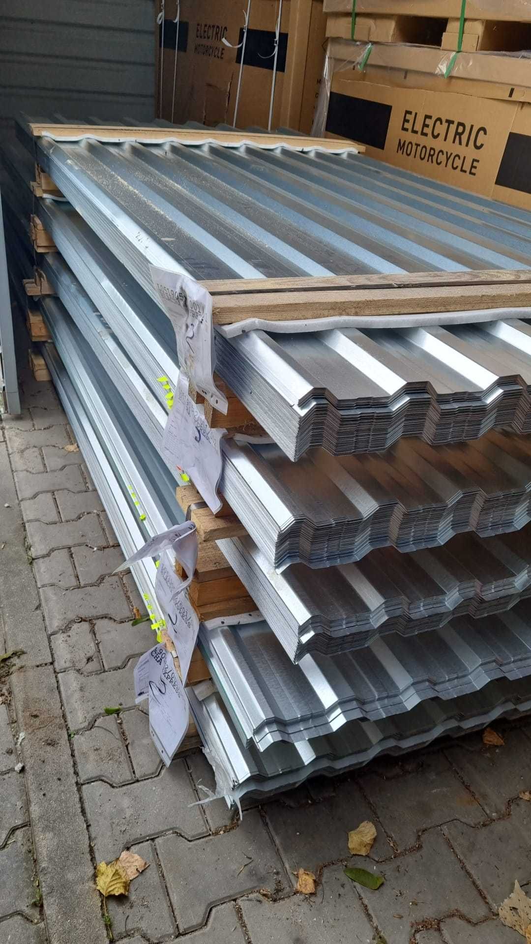BLACHA trapezowa T18 na dach 7016 obróbki blacharskie dachowe 9005