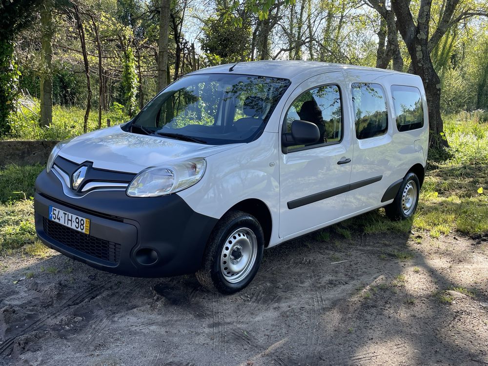 Renault Kangoo 5 lugares Maxi