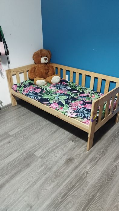 Łóżko łóżeczko 160x80  sosnowe dla dziecka posiadam 2 szt bliźniaki