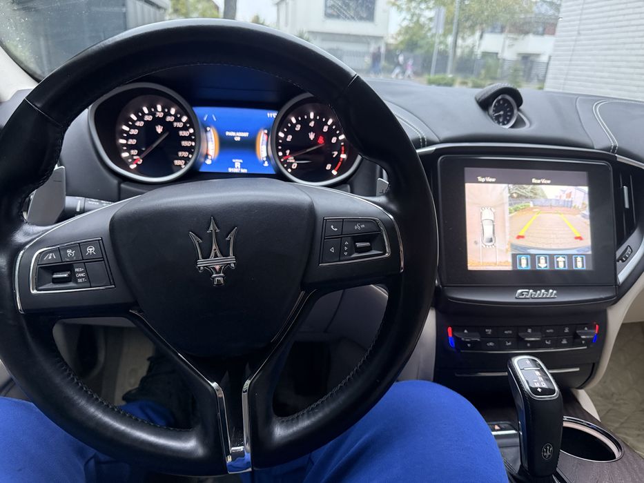 MASERATI GHIBLI SQ4 GRANLUSSO 3.0 430km LIFT Trofeo niebieski