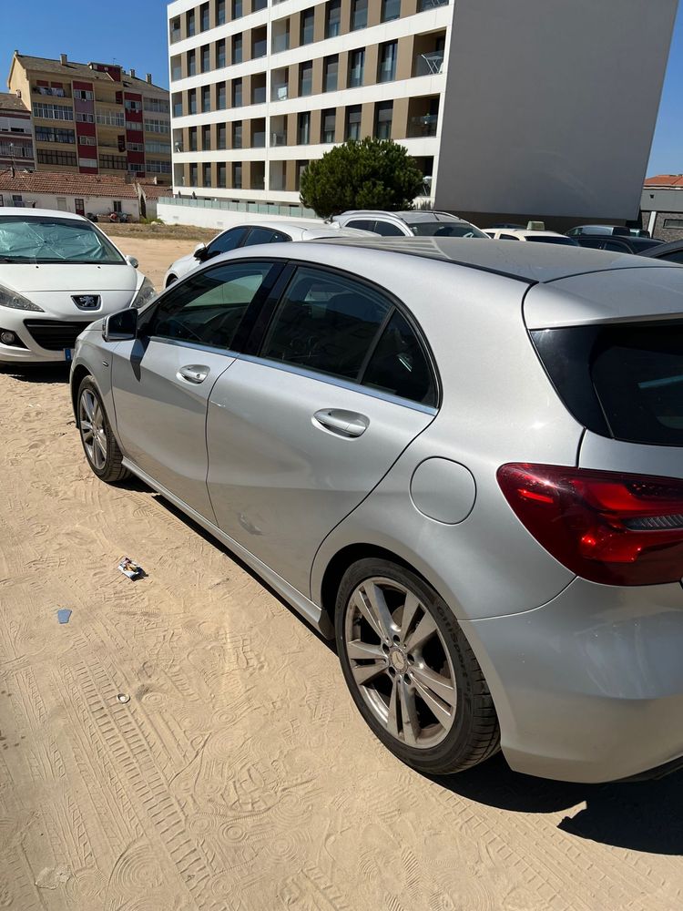 Mercedes-Benz A160 1.6 102CV gasolina de 2016