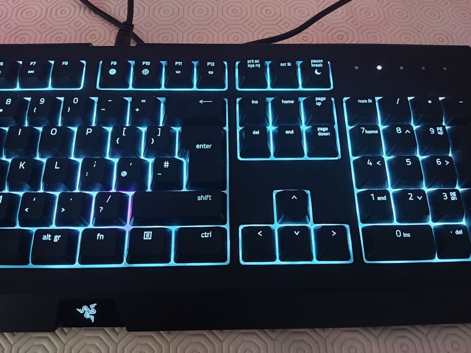 Teclado RAZER Cynosa Chroma, individual light Keys.