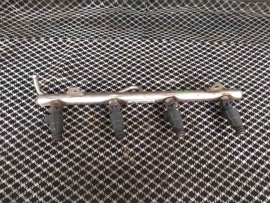 Паливна рампа Чері Амулет Chery Amulet SQR 480ED 1.6