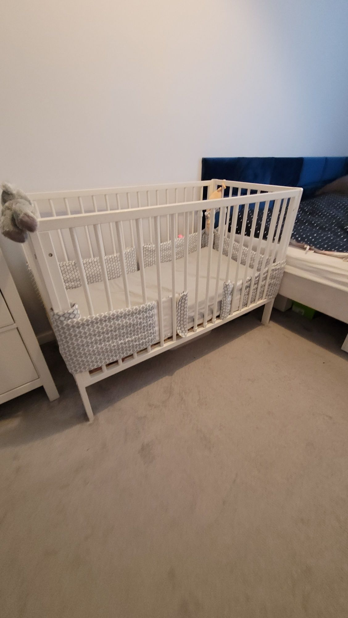 Ochraniacze do łóżeczka Motherhood 2 komplety