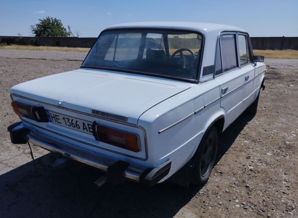 Продам ВАЗ 2106 мотор 2111 КПП 4
