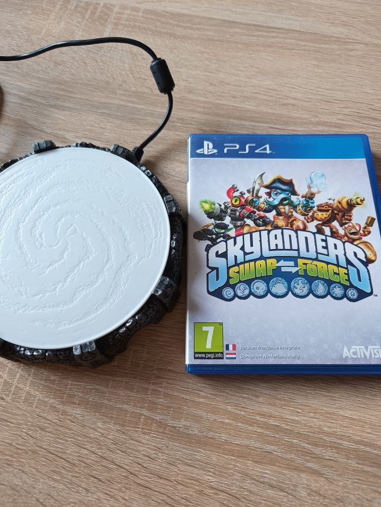 Gra PS4 Skykanders Swap Force Zestaw Startowy + Dodatkowe 5 figurek