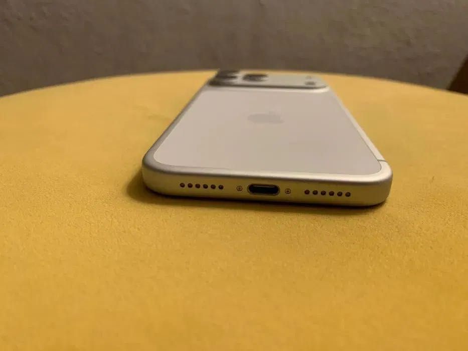 iPhone 17 Pro Max - Silver