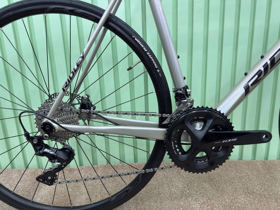 Стан нового Шосейний велосипед L Ridley Fenix SLA 2024рік shimano 105