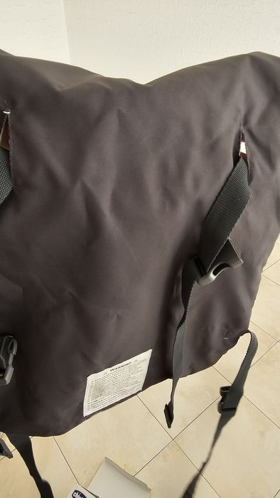 Cadeira de sentar portátil da Chicco